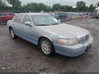 2LNHM82V49X****** 2009 Lincoln Town Car