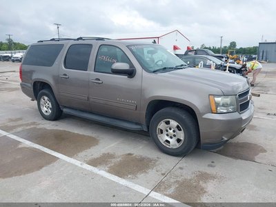 1GNSKJE34BR****** 2011 Chevrolet Suburban