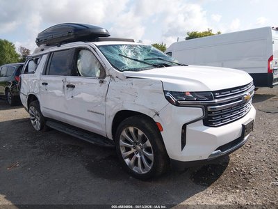 1GNSKFKD1MR****** 2021 Chevrolet Suburban