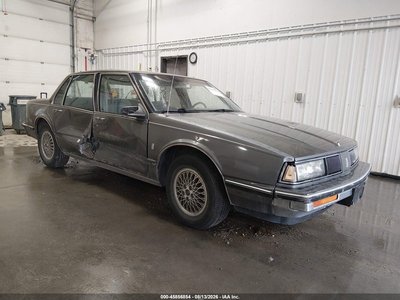 1G3HY54CXJW****** 1988 Oldsmobile 88