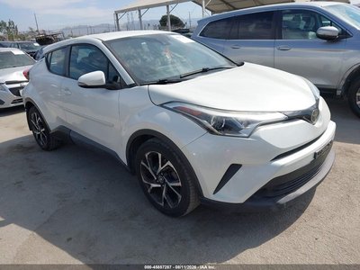 NMTKHMBX7JR****** 2018 Toyota C-HR