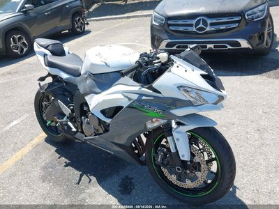 JKBZXJH17MA****** 2021 Kawasaki Ninja ZX-6R