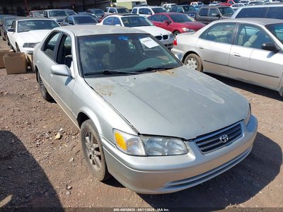4T1BG22K3YU****** 2000 Toyota Camry