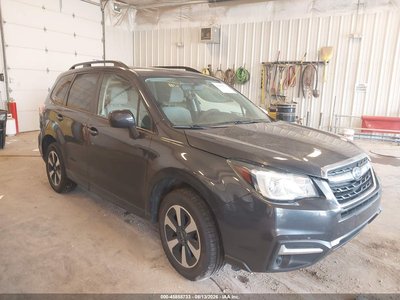 JF2SJAECXHH****** 2017 Subaru Forester