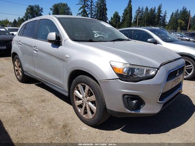 2014 Mitsubishi Outlander