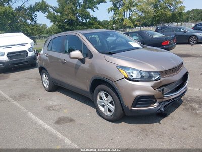 3GNCJNSB4JL****** 2018 Chevrolet Trax