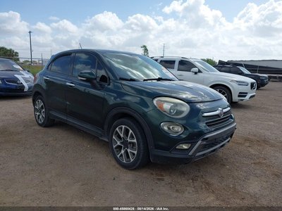 ZFBCFXCT8GP****** 2016 Fiat 500X