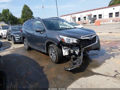 JF2SKAGC9LH****** 2020 Subaru Forester