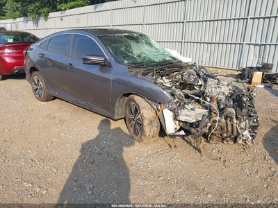 JHMFC1F37JX****** 2018 Honda Civic