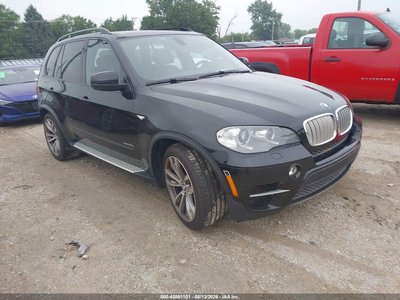 5UXZV8C58DL****** 2013 BMW X5