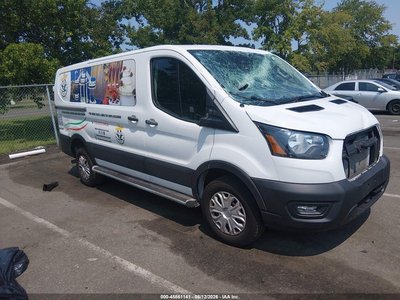 1FTBR1Y88RK****** 2024 Ford Transit-250