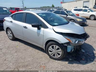 3N1CN8DV8ML****** 2021 Nissan Versa
