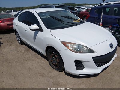JM1BL1U7XD1****** 2013 Mazda 3