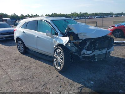 1GYKNCRS1HZ****** 2017 Cadillac XT5