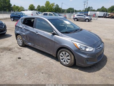 KMHCT5AE1HU****** 2017 Hyundai Accent