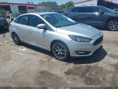 1FADP3H26JL****** 2018 Ford Focus