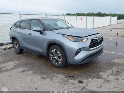 5TDGZRAH1MS****** 2021 Toyota Highlander