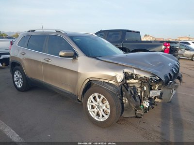 1C4PJMLX7JD****** 2018 Jeep Cherokee