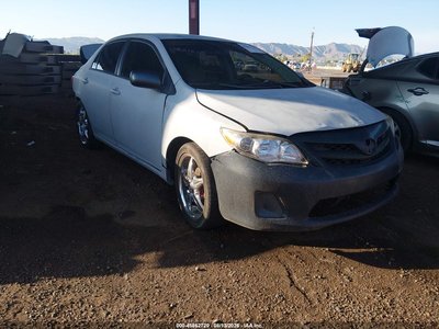 2T1BU4EE7DC****** 2013 Toyota Corolla