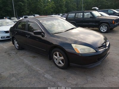 1HGCM56663A****** 2003 Honda Accord