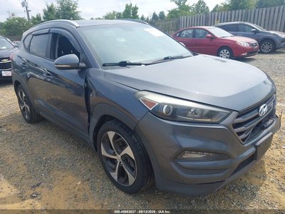 KM8J33A26GU****** 2016 Hyundai Tucson