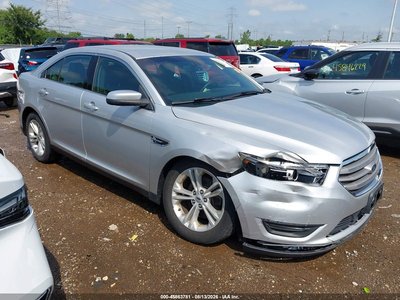 2015 Ford Taurus