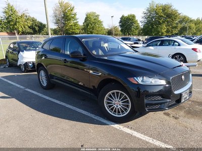 SADCS2BV1HA****** 2017 Jaguar F-PACE