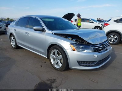 1VWBP7A37EC****** 2014 Volkswagen Passat
