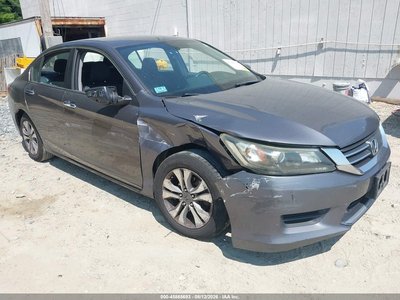 1HGCR2F3XEA****** 2014 Honda Accord