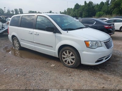 2C4RC1BG6FR****** 2015 Chrysler Town & Country