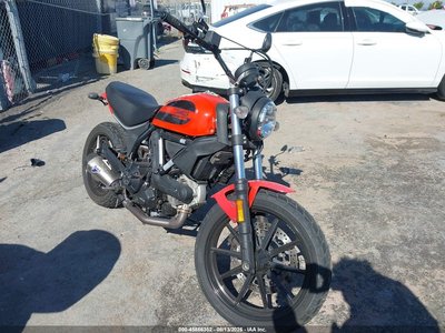 2016 Ducati Scrambler 800