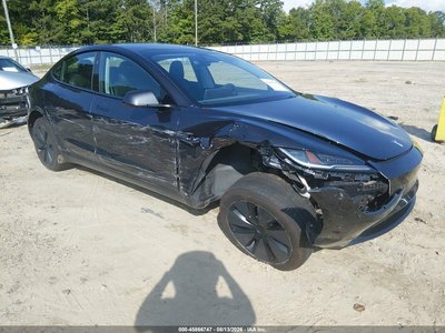5YJ3E1EA5RF****** 2024 Tesla Model 3
