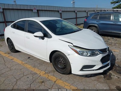 1G1BC5SM0J7****** 2018 Chevrolet Cruze