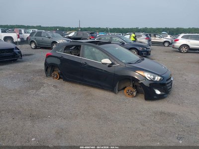 KMHD35LH3GU****** 2016 Hyundai Elantra