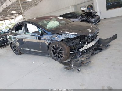 7SAXCDE53RF****** 2024 Tesla Model X