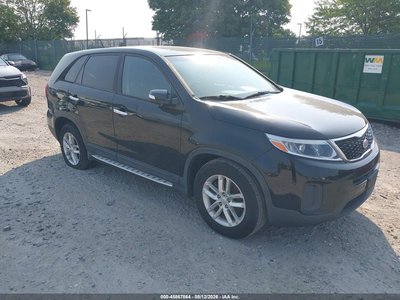 5XYKT3A66EG****** 2014 Kia Sorento