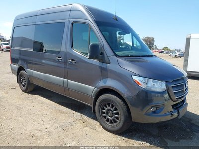 W1W4DBHY4MT****** 2021 Mercedes-Benz Sprinter