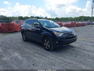 JTMWFREV8JJ****** 2018 Toyota RAV4