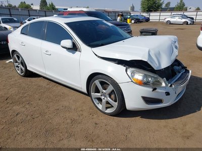 YV1622FS8C2****** 2012 Volvo S60