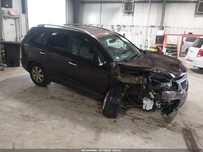 5XYKT3A67CG****** 2012 Kia Sorento
