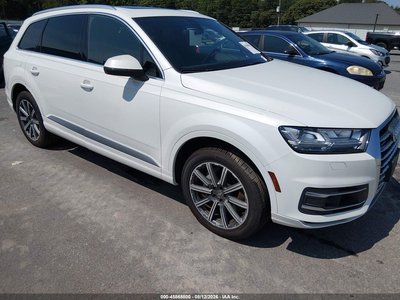 WA1VAAF77HD****** 2017 Audi Q7