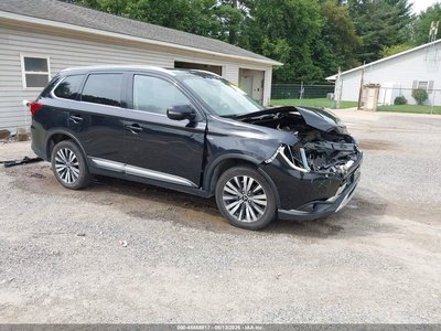 JA4JZ4AX1KZ****** 2019 Mitsubishi Outlander