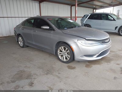 2016 Chrysler 200