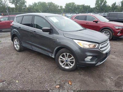 1FMCU0GD4KU****** 2019 Ford Escape