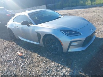 JF1ZNBE11R9****** 2024 Toyota GR86