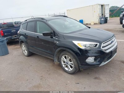 1FMCU0HD1JU****** 2018 Ford Escape