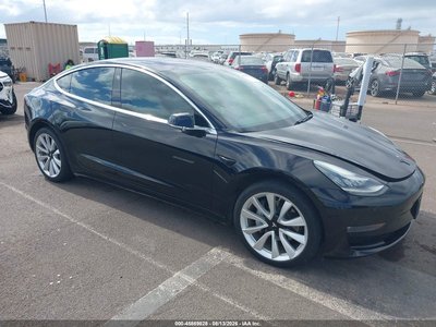 5YJ3E1EBXJF****** 2018 Tesla Model 3