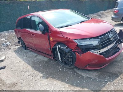 5FNRL6H73RB****** 2024 Honda Odyssey