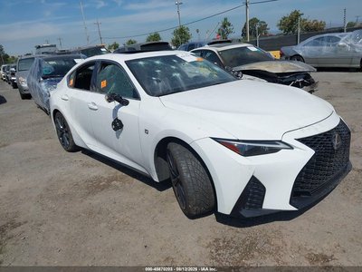 JTHGZ1B28M5****** 2021 Lexus IS