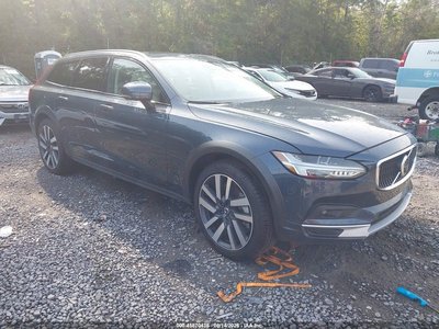 YV4062NK8S1****** 2025 Volvo V90